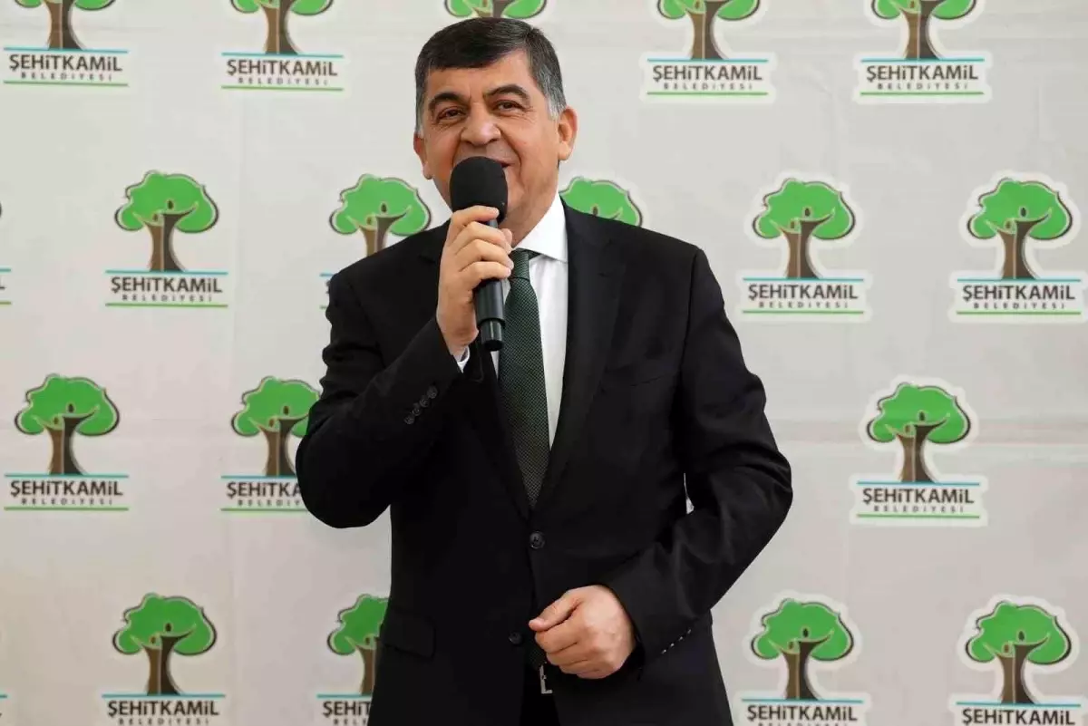 Fadıloğlu, engelli öğrencilerin doğum günü mutluluklarını paylaştı