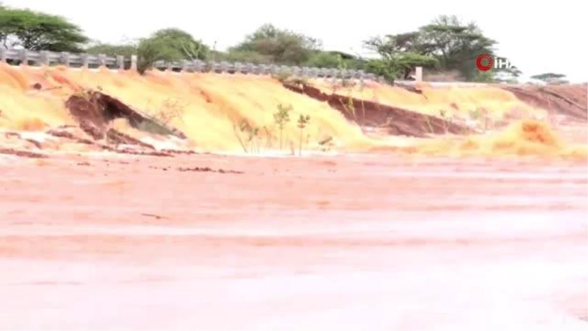 Kenya ve Somali\'de Şiddetli Yağışlar Sonucu Sel Felaketi