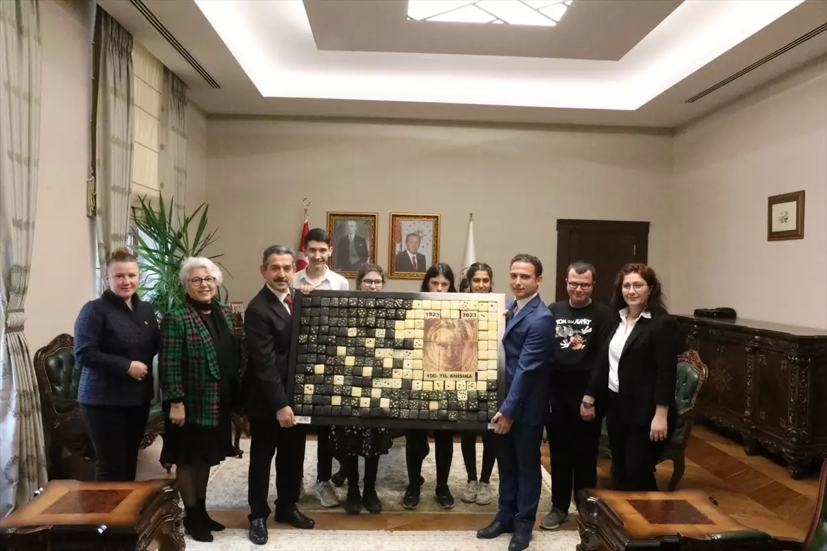 Kırklareli Valisi Engelli Öğrencileri Kabul Etti