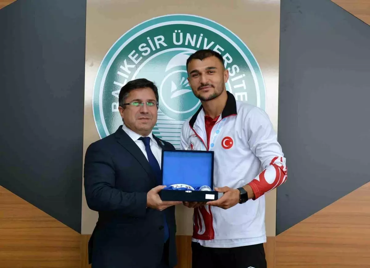 BAÜN Öğrencisi Serdar Şayık Portekiz\'de Gümüş Madalya Kazandı