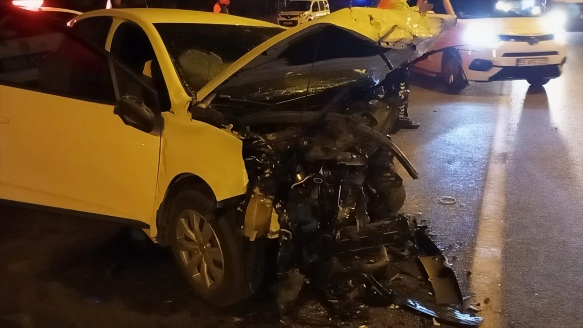 Samsun\'da trafik kazası: 2 ölü, 2 yaralı