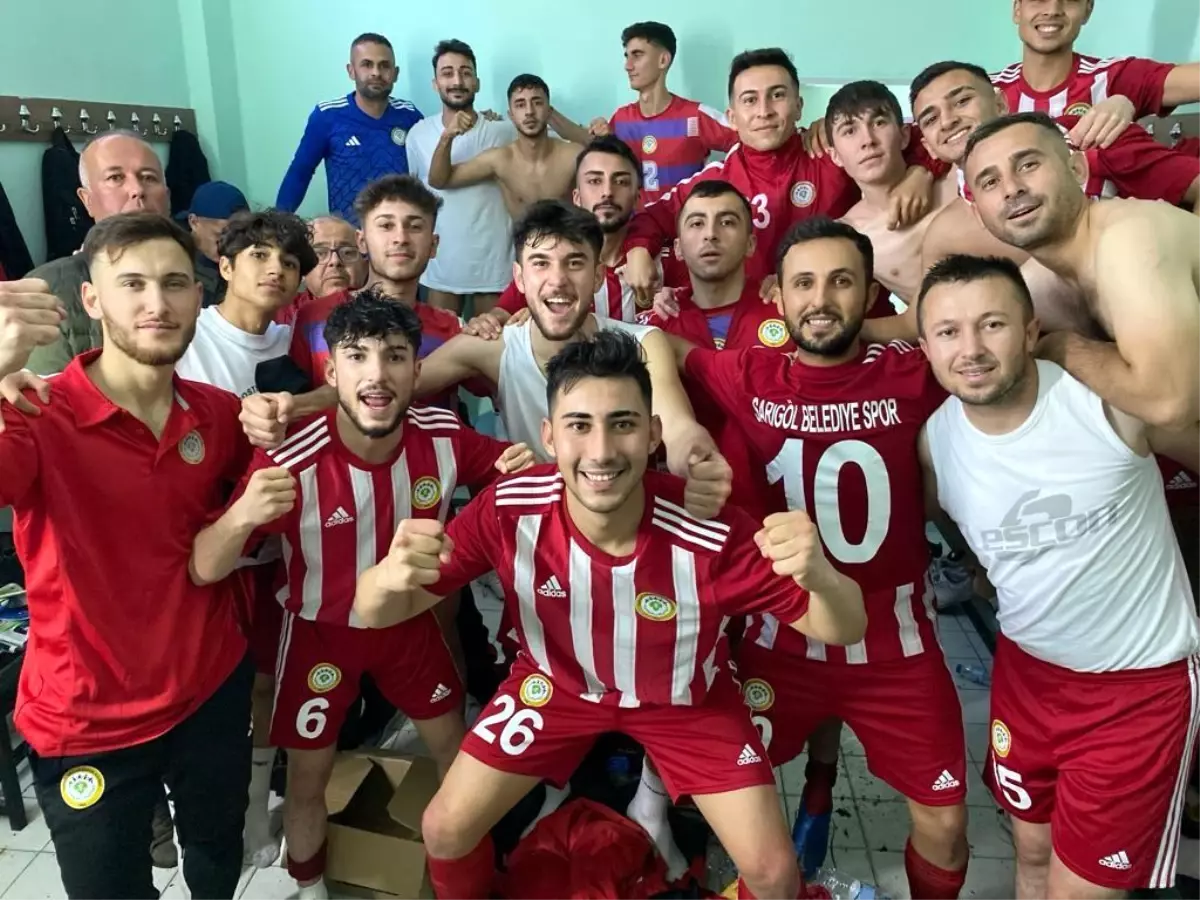 Sarıgöl Beldiyespor, Salihli 45 FK\'yı 2-0 yenerek liderliğini sürdürdü