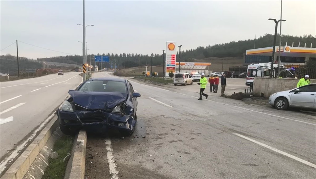 Sinop\'ta trafik kazası: 2 kişi yaralandı