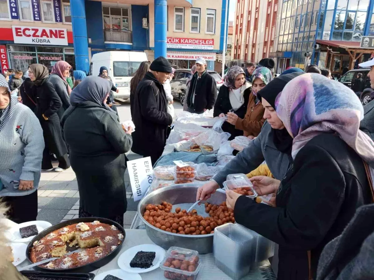 Afyonkarahisar Şuhut\'ta Filistin için hayır çarşısı kuruldu