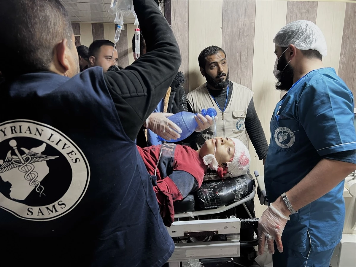 İdlib\'deki saldırıda 3 sivil yaralandı