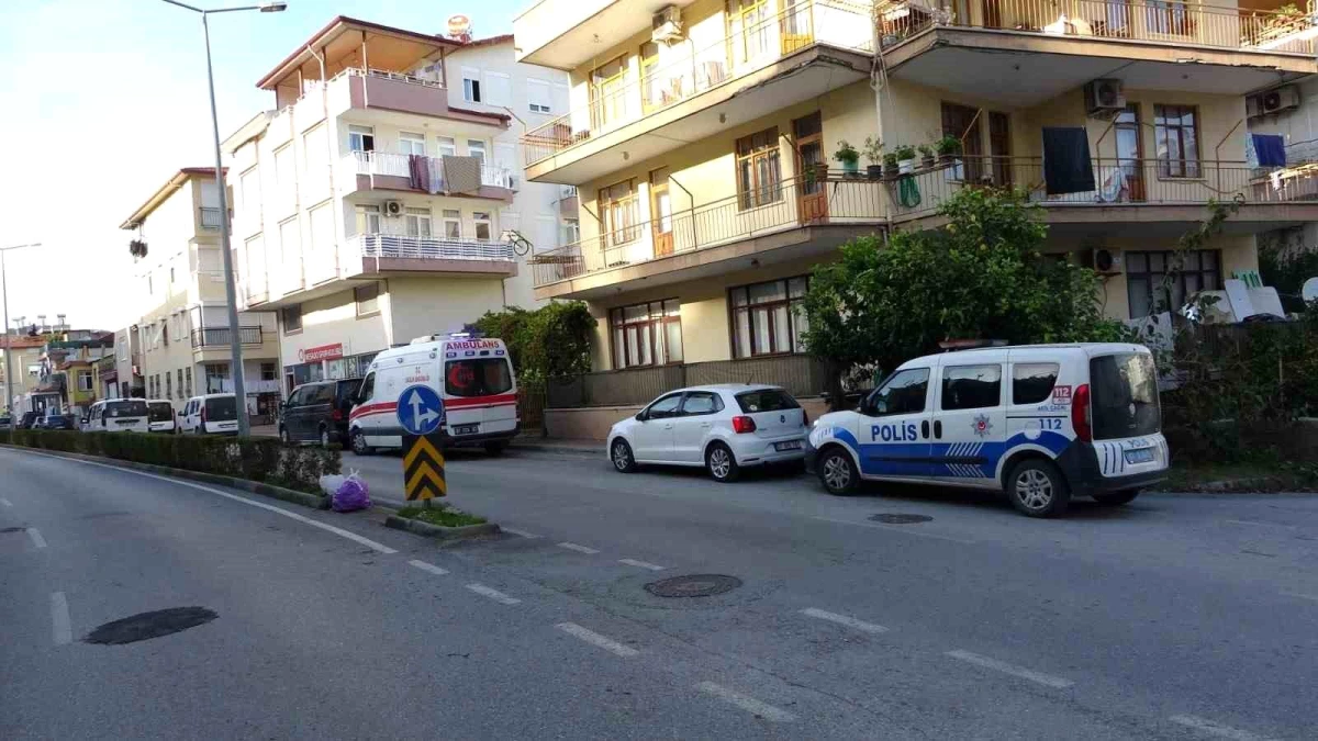 Antalya\'da gecekonduda yaşayan yaşlı adam ölü bulundu