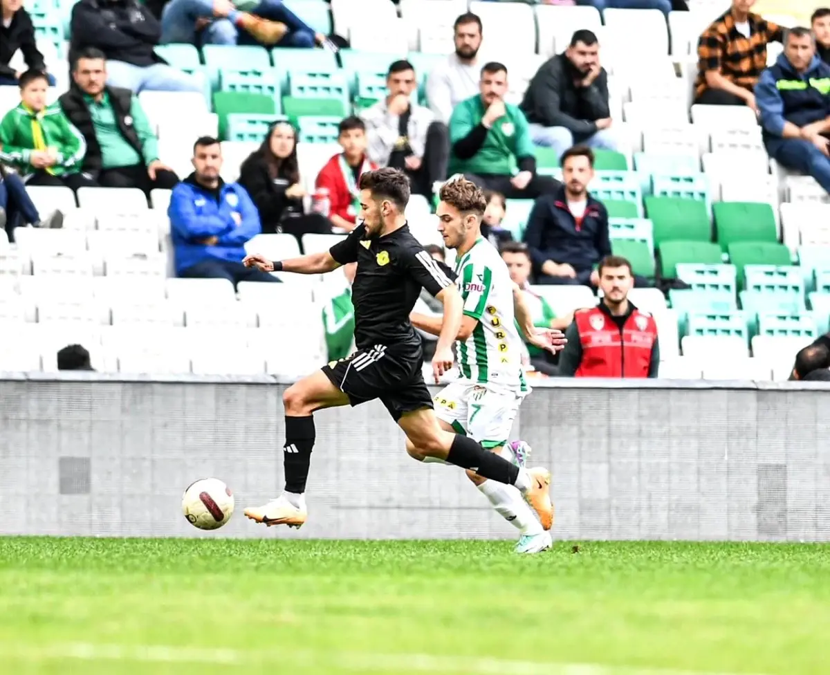 Bursaspor-Esenler Erokspor maçı berabere bitti