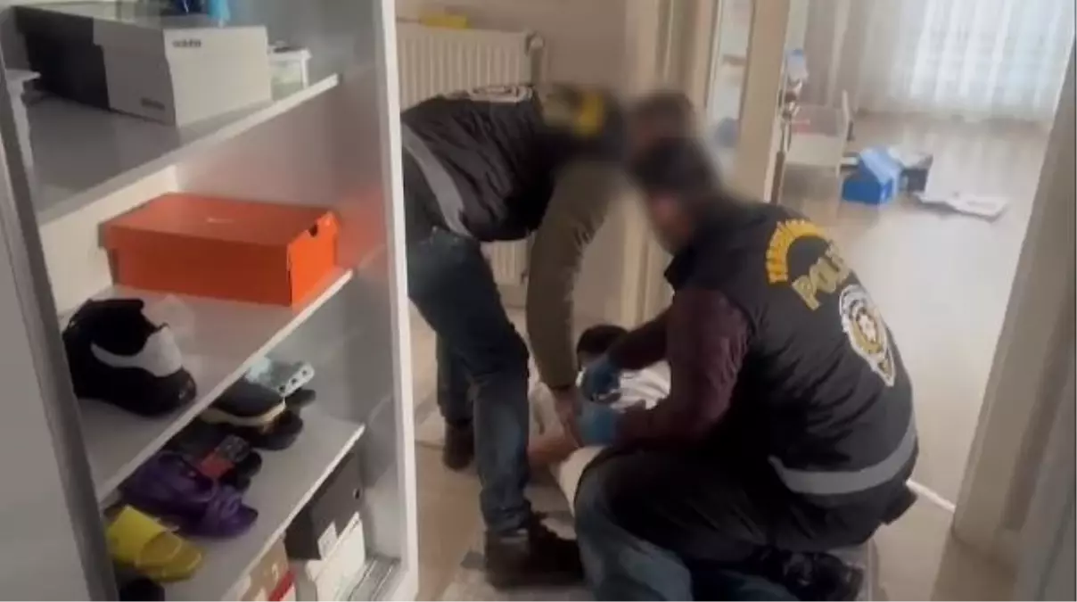 Araç Dolandırıcıları Yakalandı