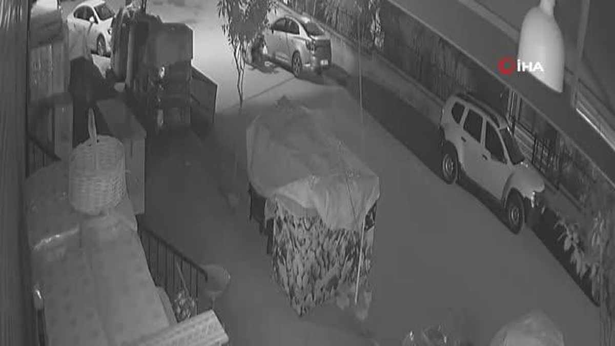 Yarış motosikletlerini çalıp gezdi, yakalanınca \'Motosikletleri görüp beğendim\' dedi
