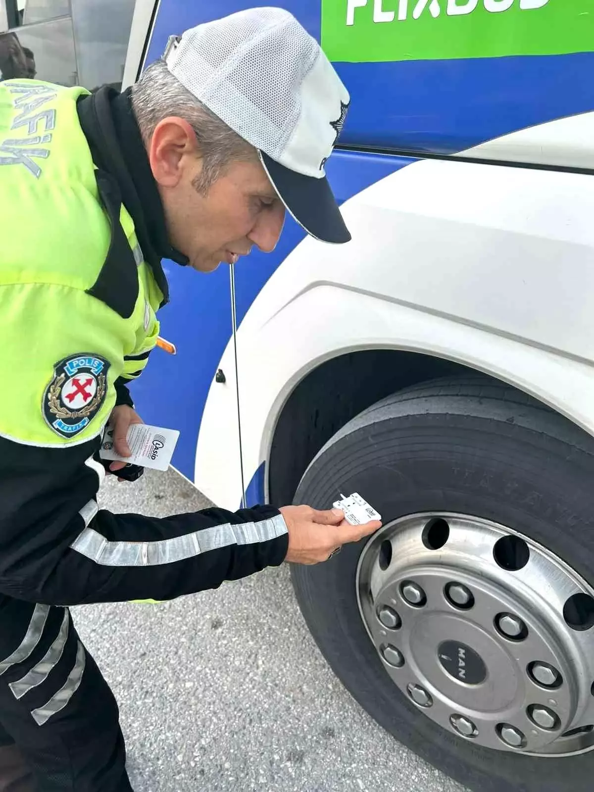 Aydın\'da Otogarda Kış Lastiği Denetimi