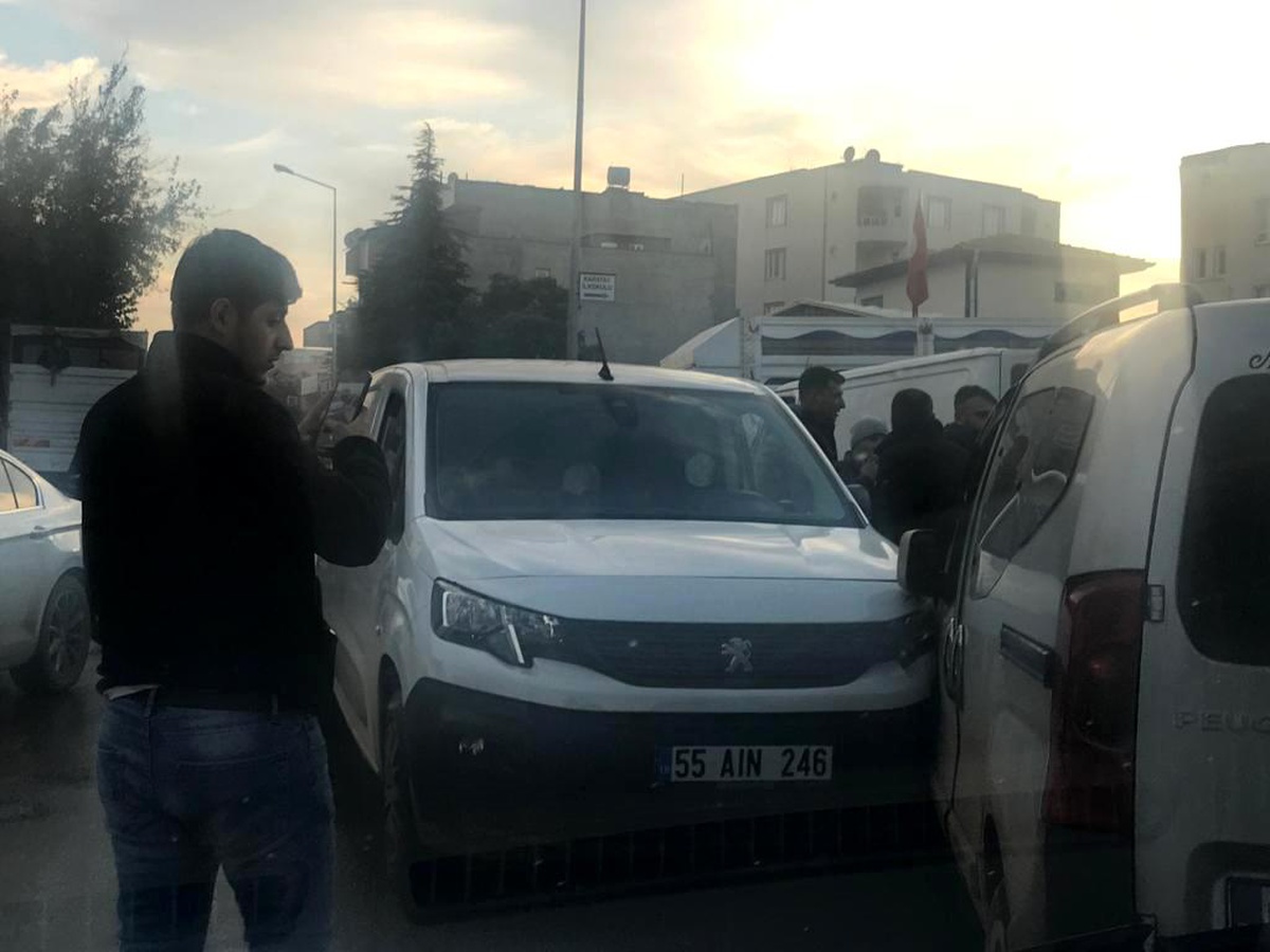 Batman\'da 3 aracın karıştığı kazada maddi hasar oluştu