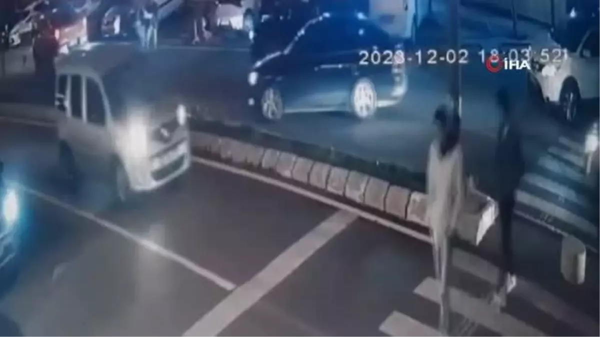 Beylikdüzü\'nde Yol Verme Tartışması Kanlı Bitti