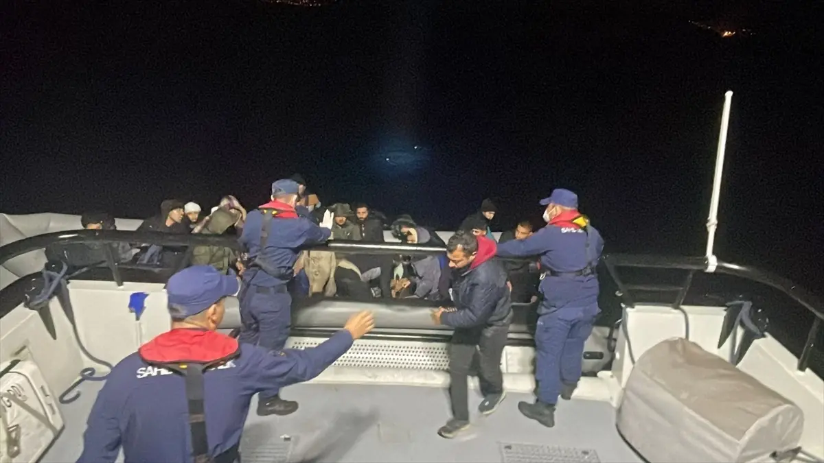 Bodrum açıklarında 63 düzensiz göçmen yakalandı, 30 göçmen kurtarıldı