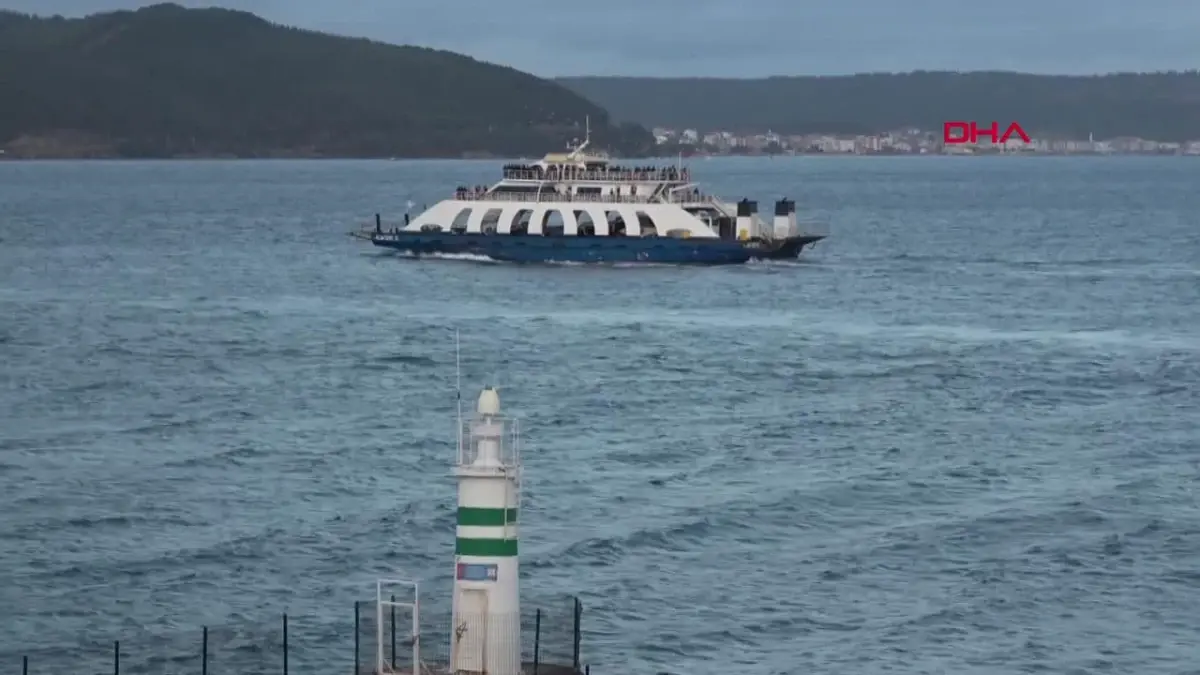 Bozcaada ve Gökçeada\'ya feribot seferleri iptal edildi