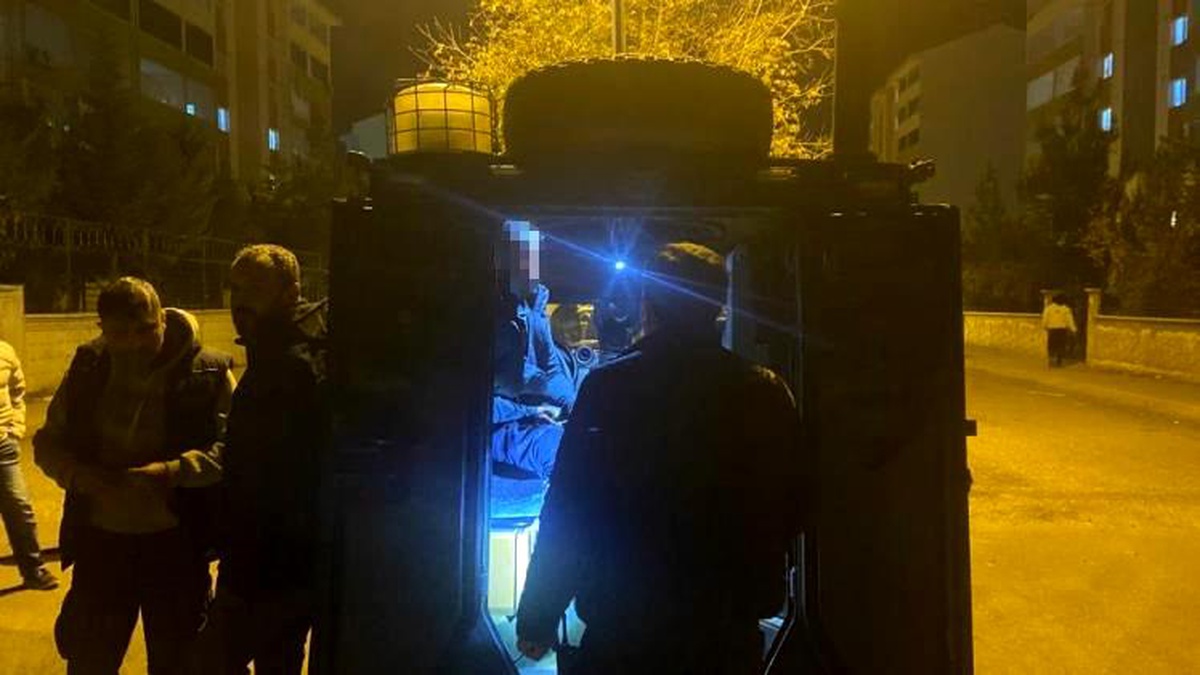 Diyarbakır\'da hırsızlık suçüstü yakalandı