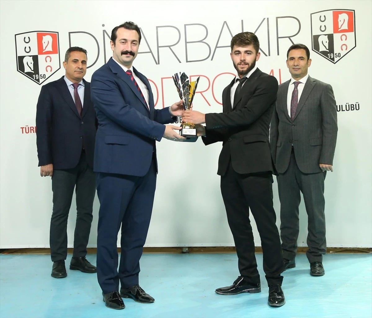 Diyarbakır Hipodromunda GSYD Kupası Koşusu