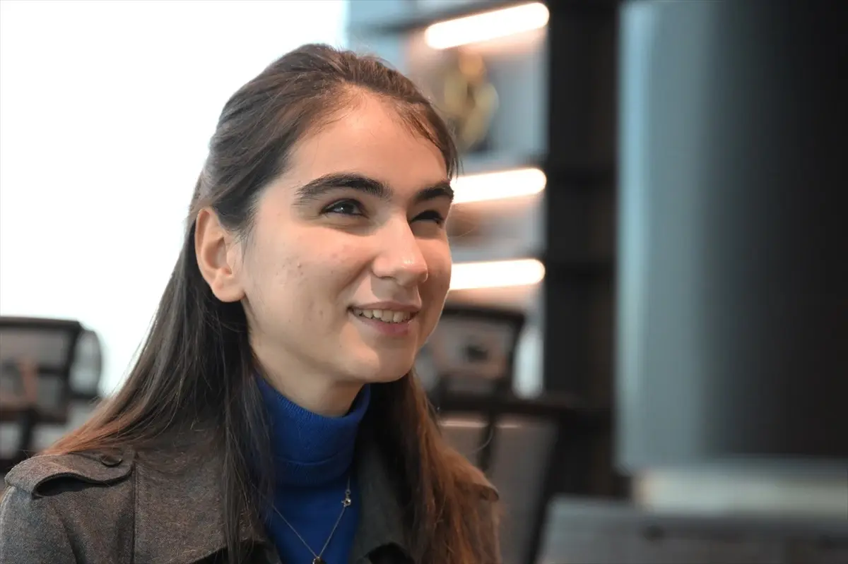 Görme engelli genç girişimci Zülal Tannur, geliştirdiği teknolojiyle Togg\'un gözleri oldu