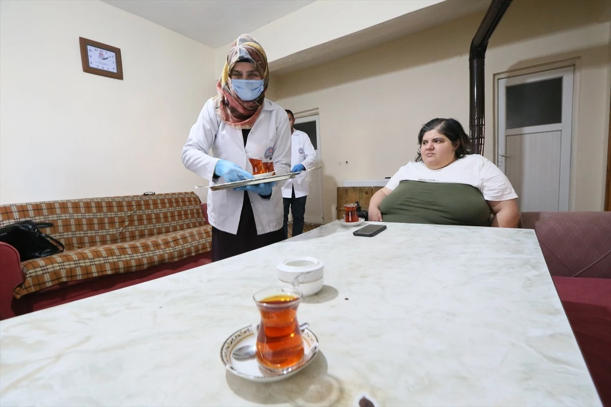 Kars Belediyesi Ücretsiz Evde Bakım Hizmetleri Sunuyor