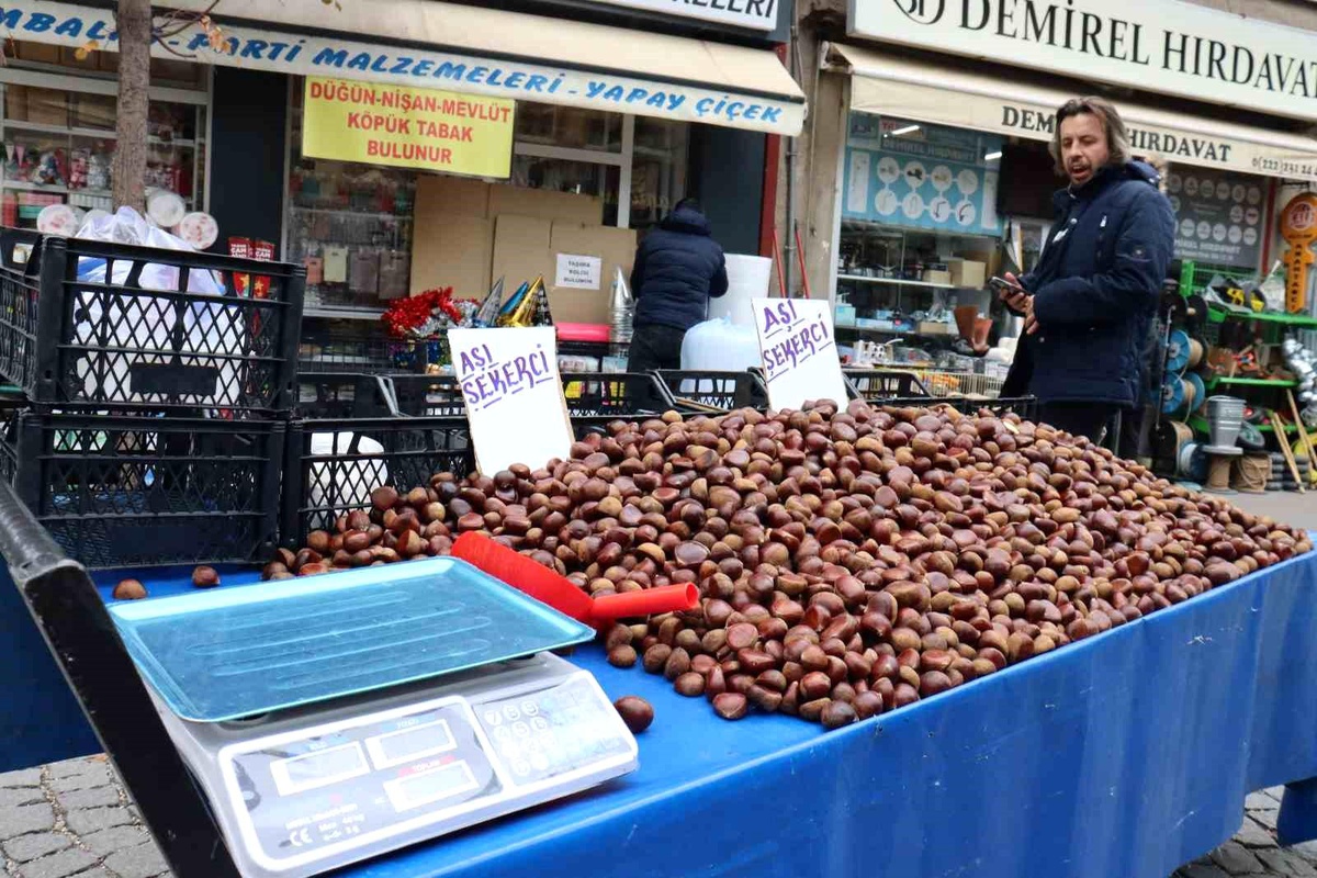 Eskişehir\'de Kış Akşamlarının Vazgeçilmezi: Kestane