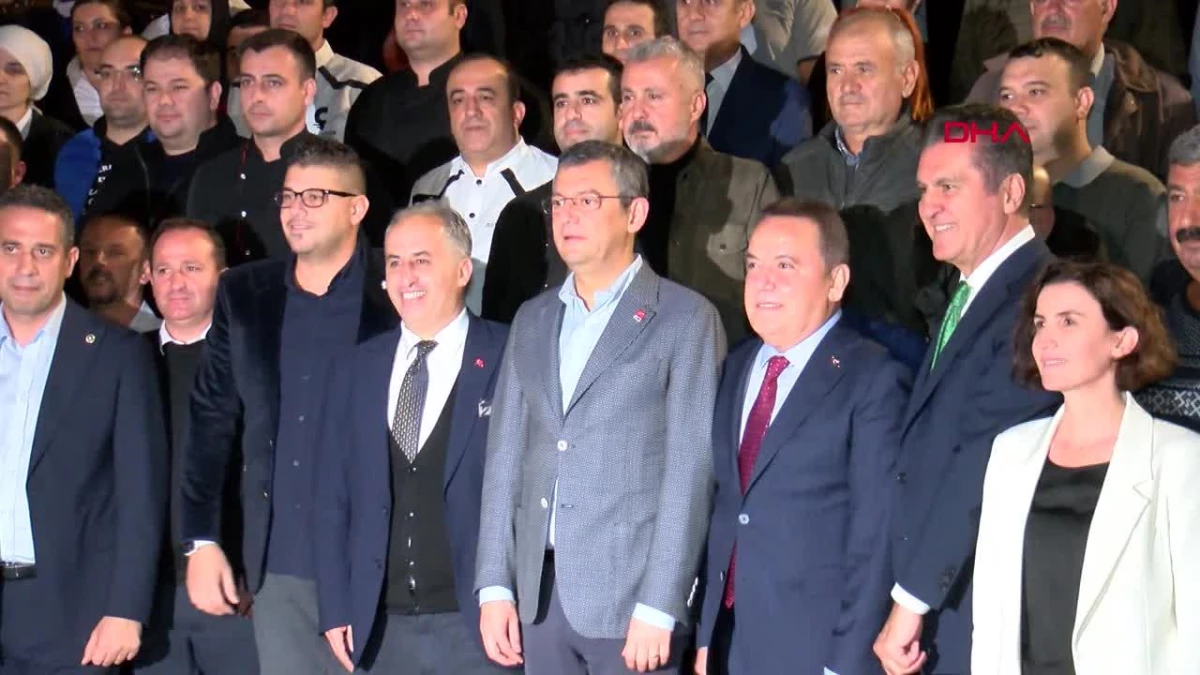 CHP Genel Başkanı Özgür Özel, İYİ Parti ile ittifak için 4 Aralık\'ı işaret etti