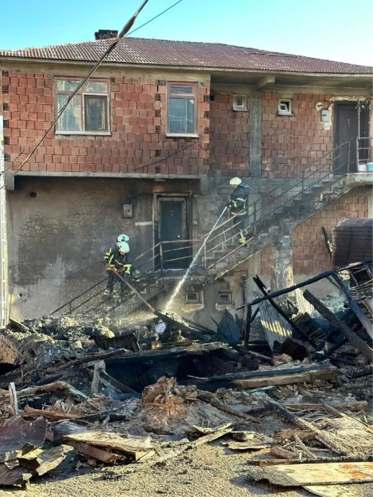 Samsun\'da Ahırda Çıkan Yangın Kontrol Altına Alındı