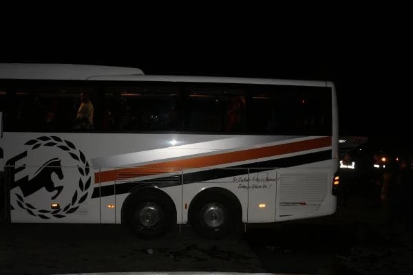 TOKAT'ta İstanbul'a giden otobüse tüfekle saldırı