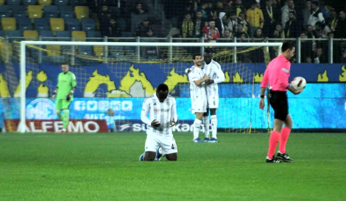 Trendyol Süper Lig: MKE Ankaragücü: 1 Beşiktaş: 0 (Maç devam ediyor)