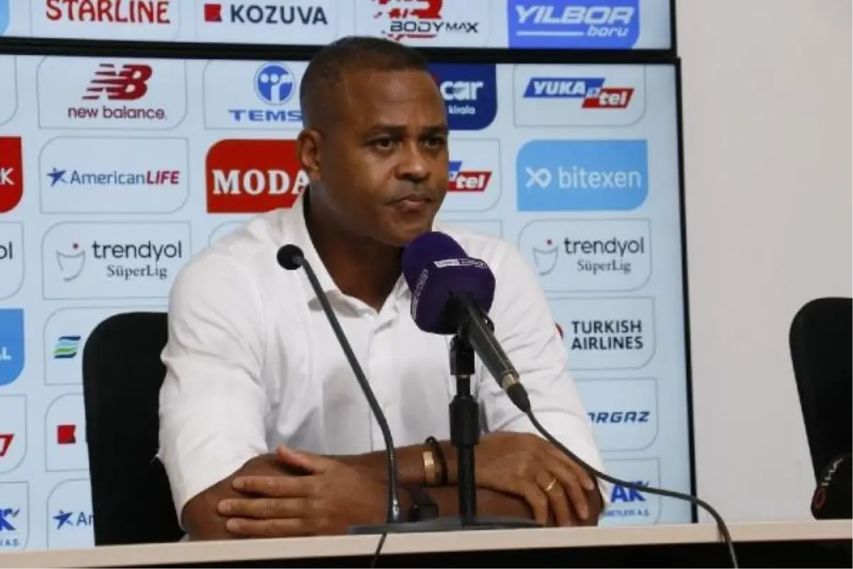 Adana Demirspor, Patrick Kluivert ile yollarını ayırdı