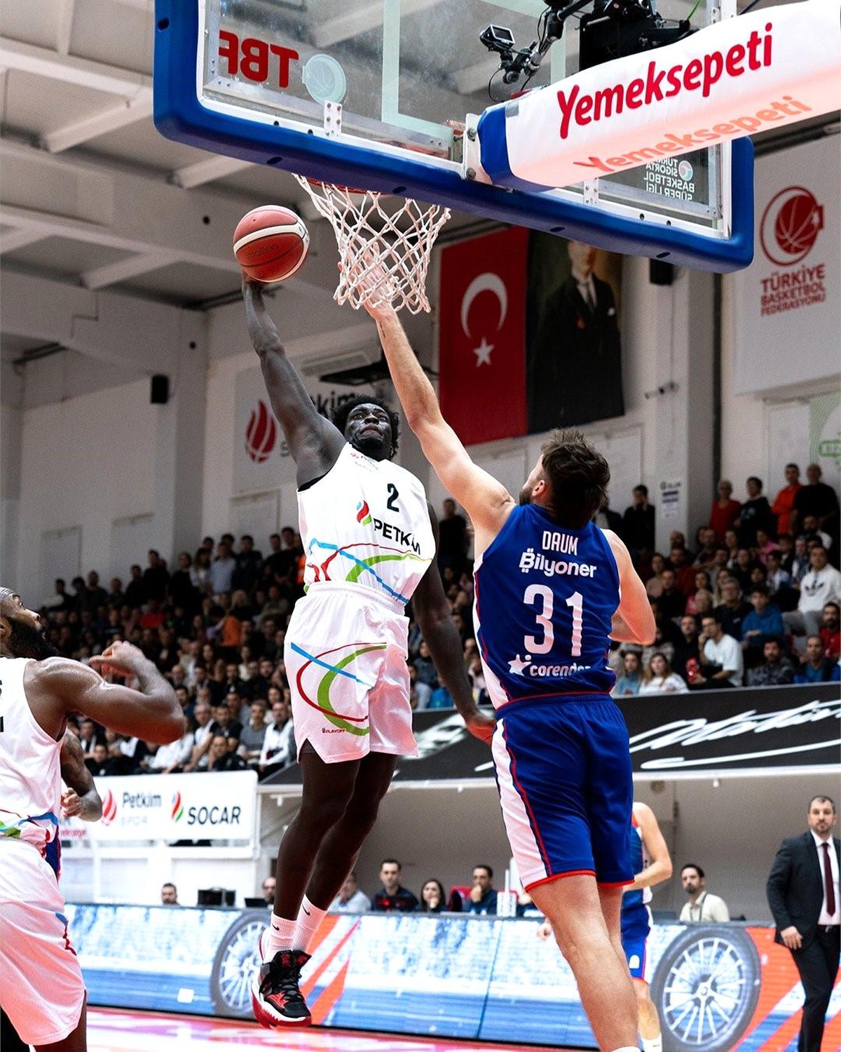 Aliağa Petkimspor, A. Efes\'e yenildi