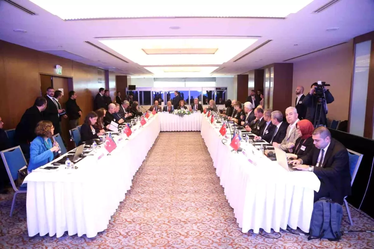 Başkan Büyükkılıç, AB Yerel ve Bölgesel Yönetimler Kongresi Bölgeler Meclis Toplantısı\'na katıldı