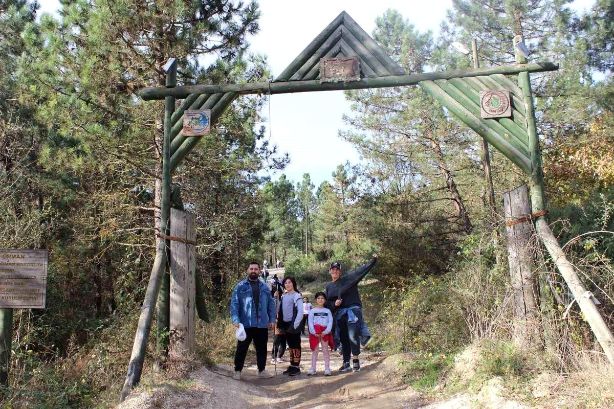 Düzce Yürüyor Yüzler Gülüyor
