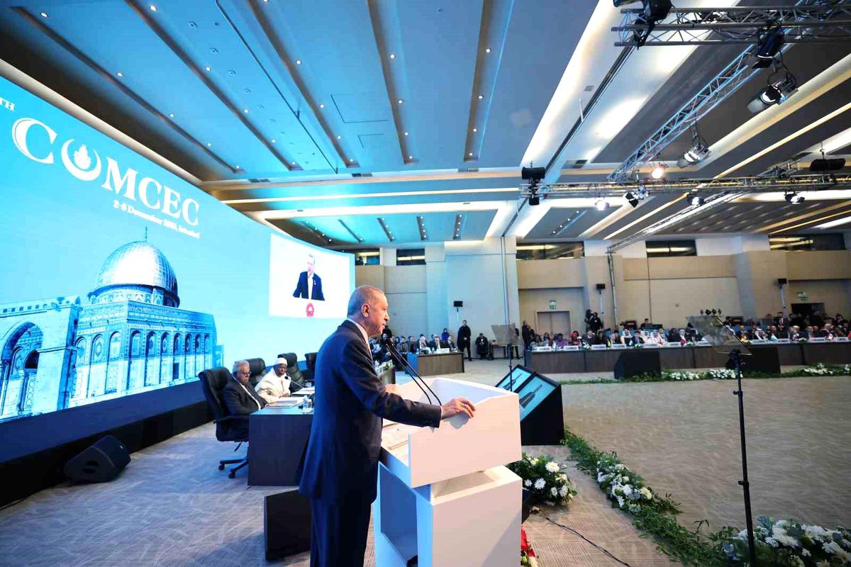 Cumhurbaşkanı Erdoğan: "Bugün Gazze\'yi işgal edenlerin yarın başka yerlere göz dikeceğini çok iyi biliyoruz."