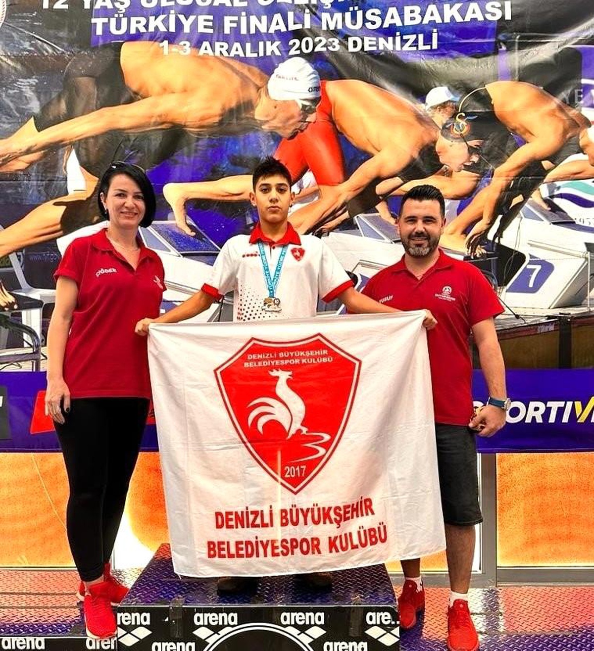 Denizli Büyükşehir Belediyespor Yüzme Takımı Sporcusu İbrahim Burhan Türkiye Şampiyonu