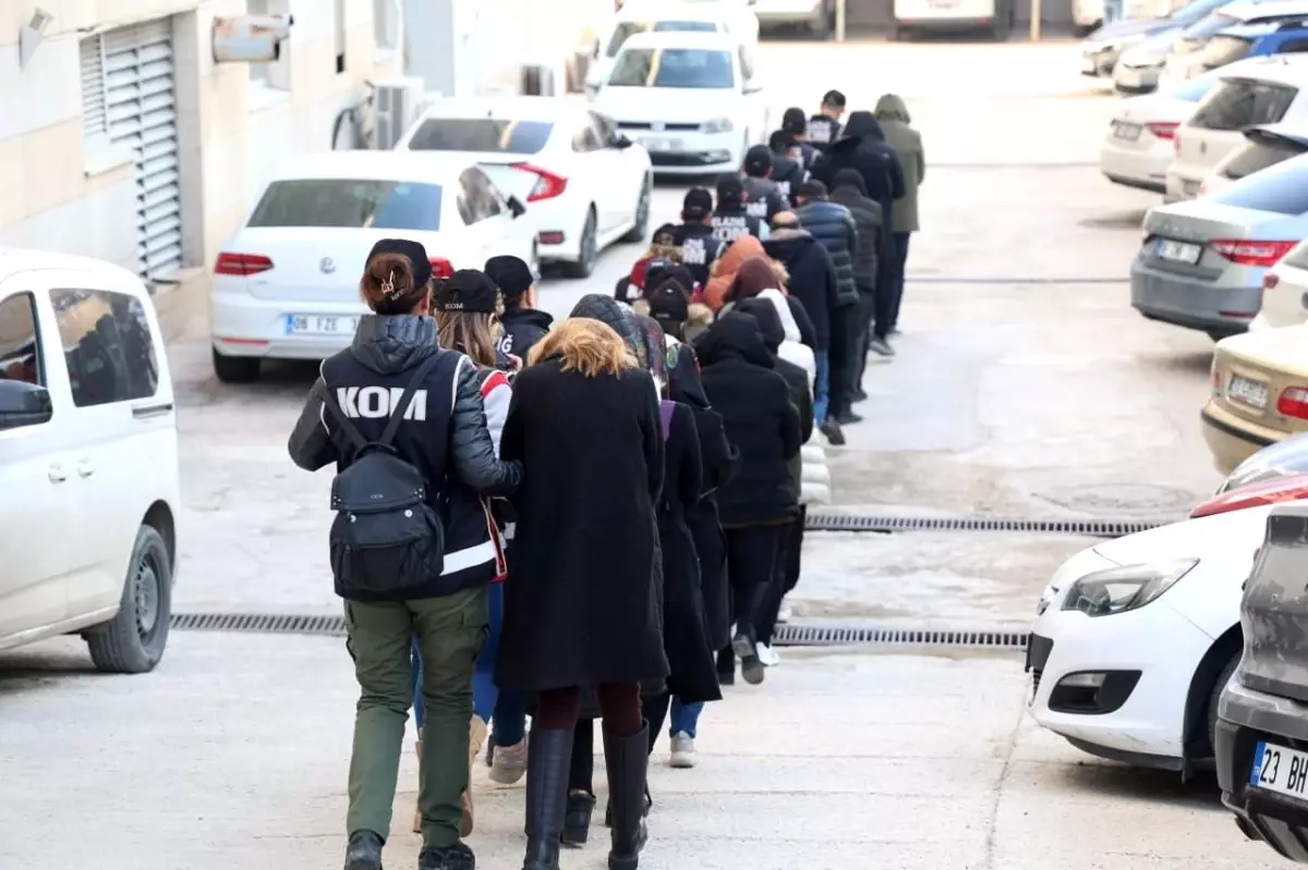 Elazığ\'da \'Cımbız\' Operasyonu: 16 Gözaltı