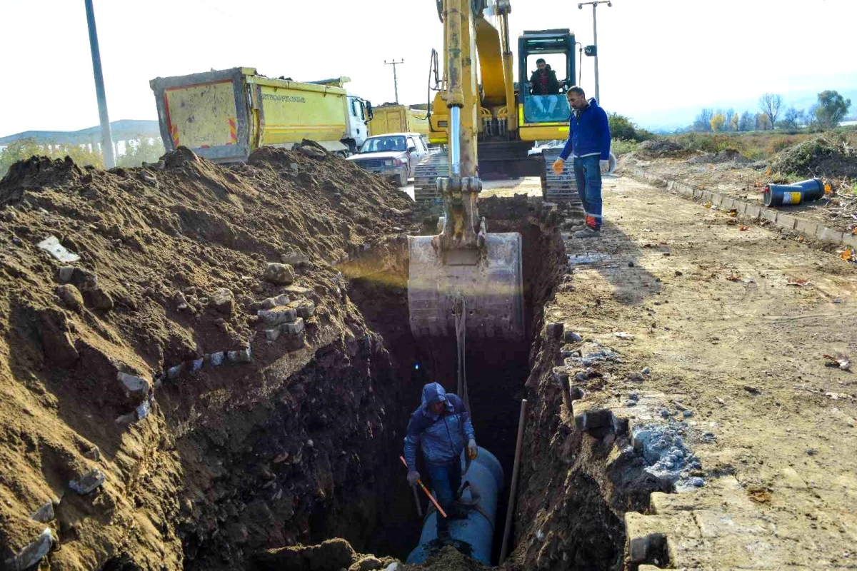 Erbaa Belediyesi 6 Bin Metrelik Kanalizasyon Hattı İçin Çalışmalara Başladı