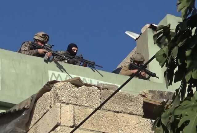 Gaziantep'te aranan şahıs, kadın kıyafeti giyerek yakalandı