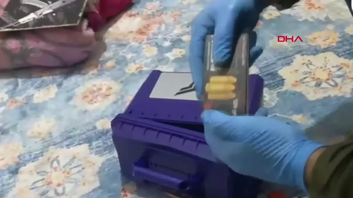 Kaçak silah ticareti yapan 3 kişi gözaltına alındı