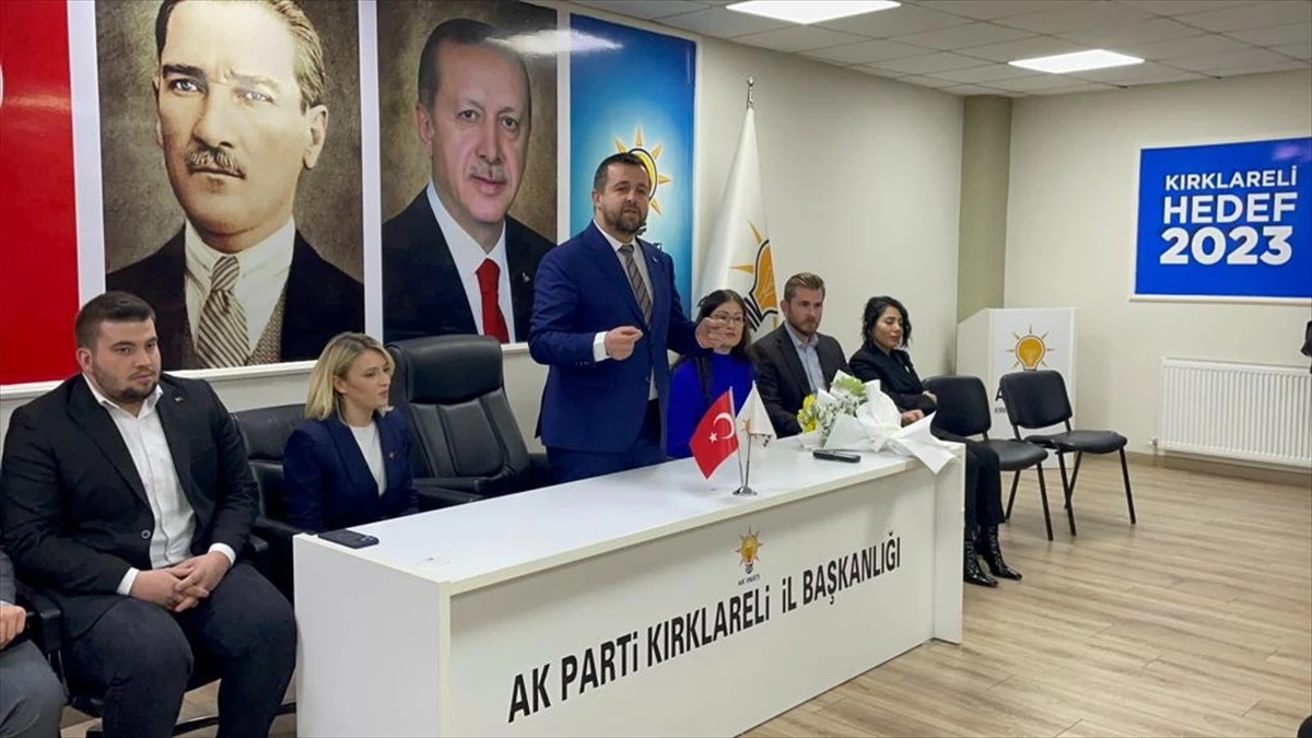 AK Parti Kırklareli Kadın Kolları Başkanlığına atanan Canan Genim göreve başladı