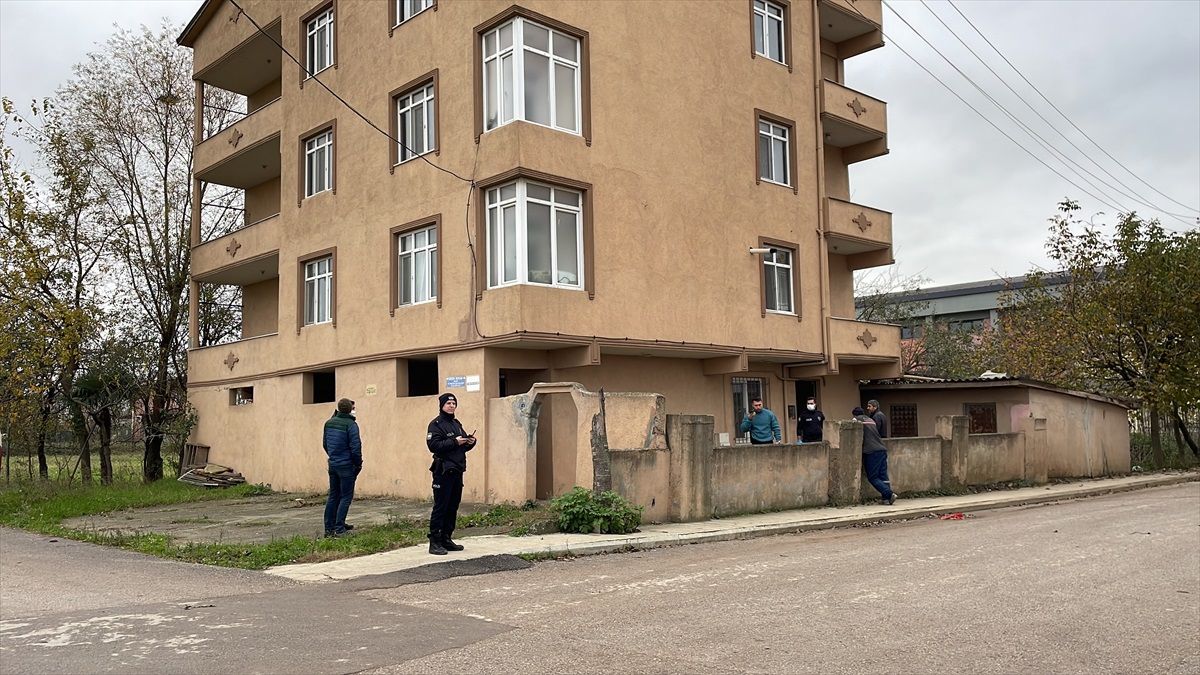 Kartepe\'de 84 yaşındaki adam evinde ölü bulundu