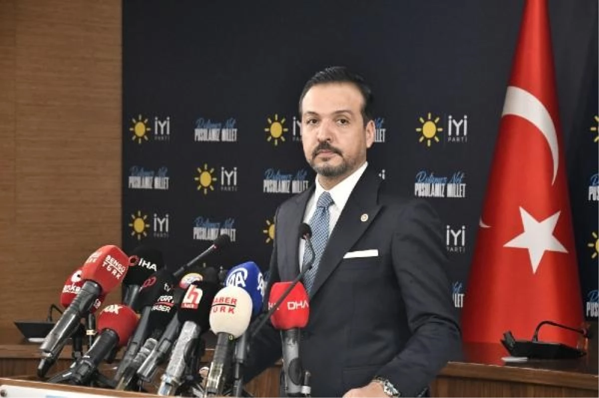 İYİ Parti, 2024 yerel seçimlerine hür ve müstakil olarak girecek