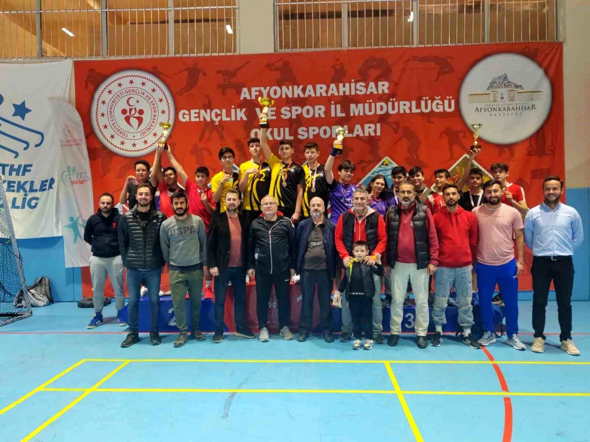 Şuhut Anadolu Lisesi Okul Sporları Masa Tenisi Şampiyonu