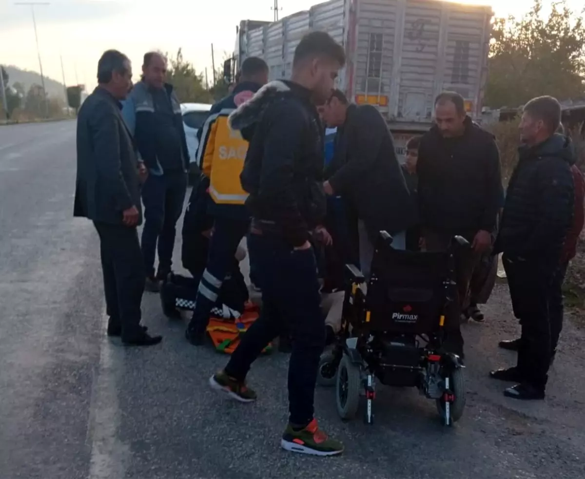 Engelli bir kişi otomobilin çarpması sonucu yaralandı