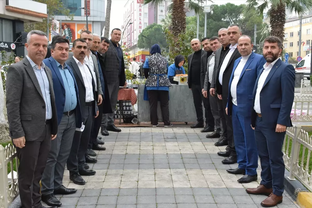 Soma Maden Faciasında Hayatını Kaybeden Maden İşçileri, Dünya Madenciler Günü\'nde Anıldı