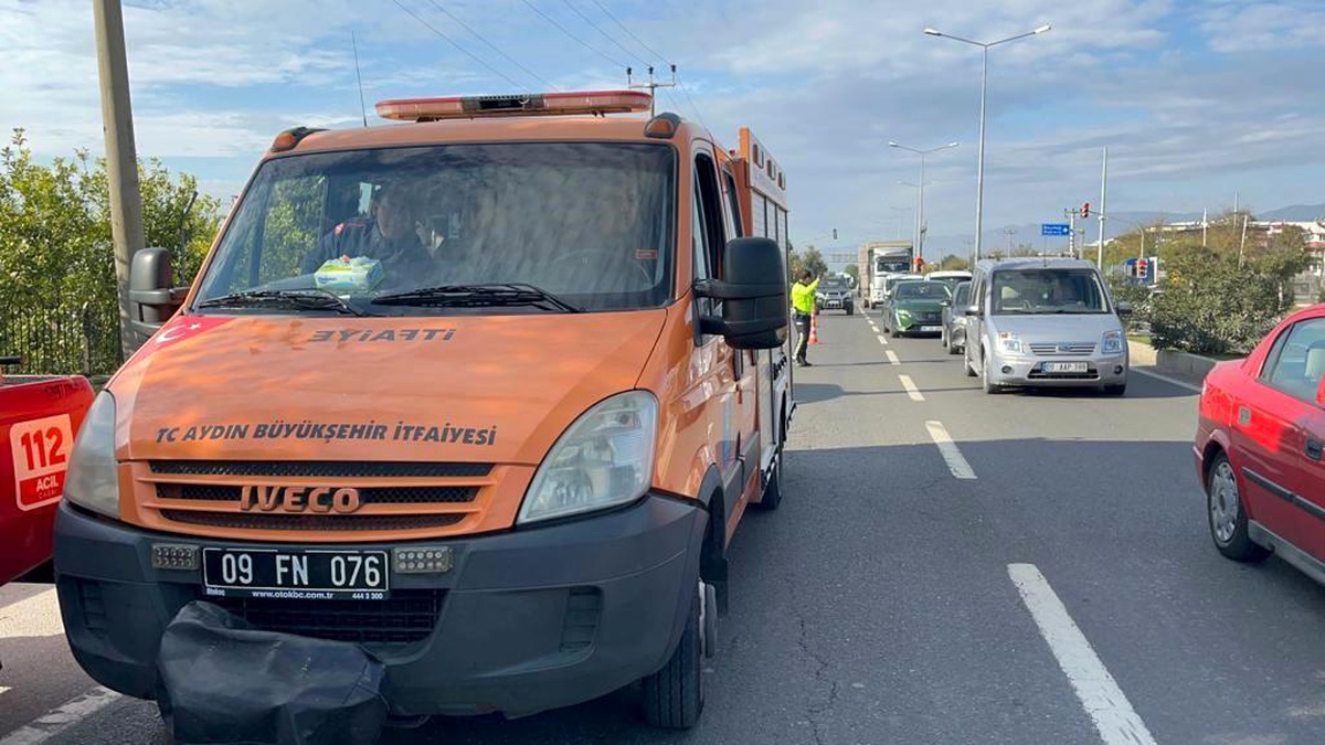 Nazilli\'de trafik kazası: 2 yaralı
