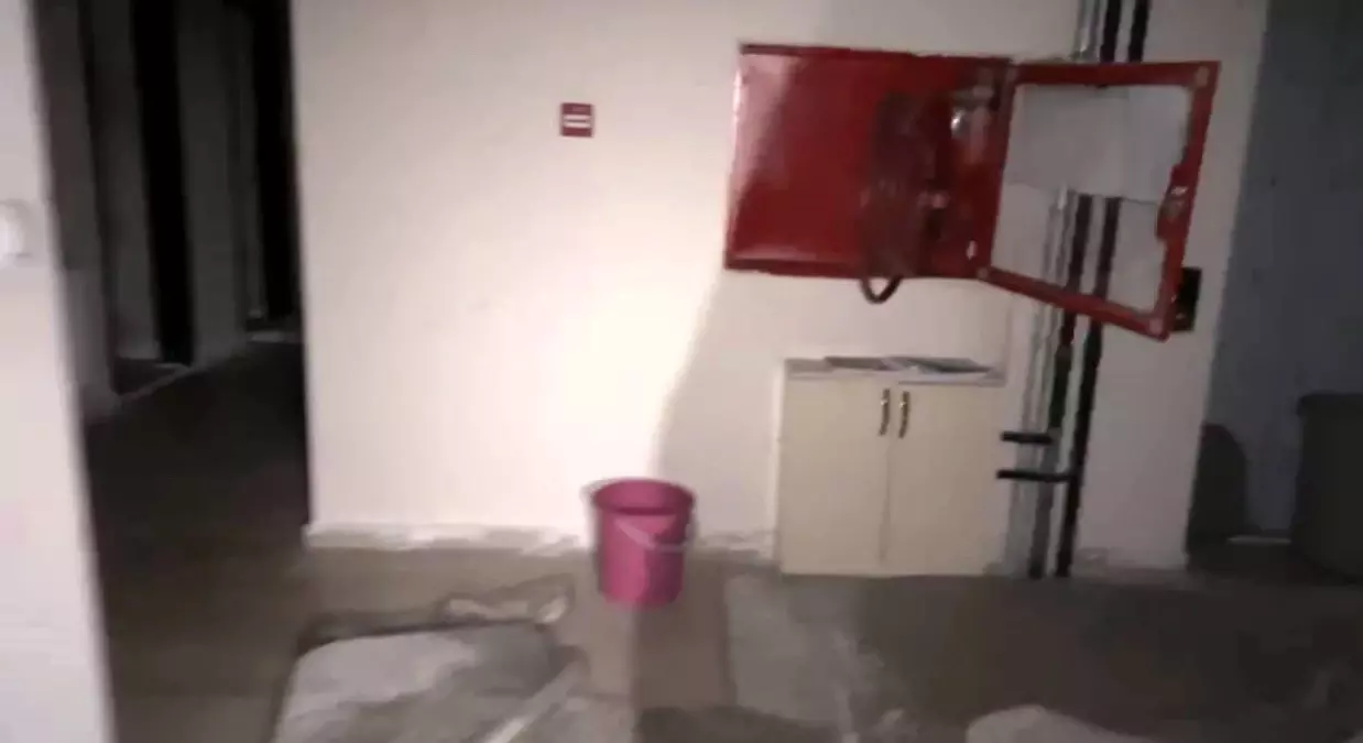 Hakkari\'de okul pansiyonunda yangın: 12 öğrenci dumandan etkilendi