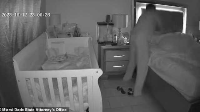 13 Yaşındaki Derek, Annesini Uyurken Bıçakladı ve Sosyal Medyada Paylaştı