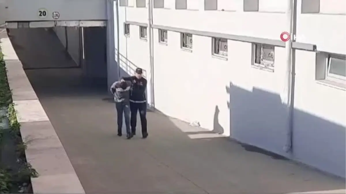 Adana\'da Uyuşturucu Operasyonu: 5 Kişi Tutuklandı