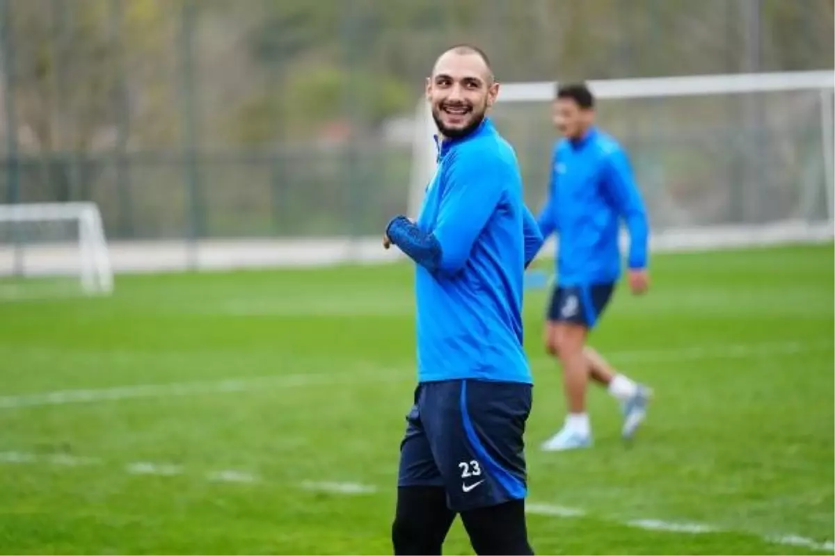 Eyüpspor, Boluspor'u 3-0 mağlup ederek galibiyetini kutladı