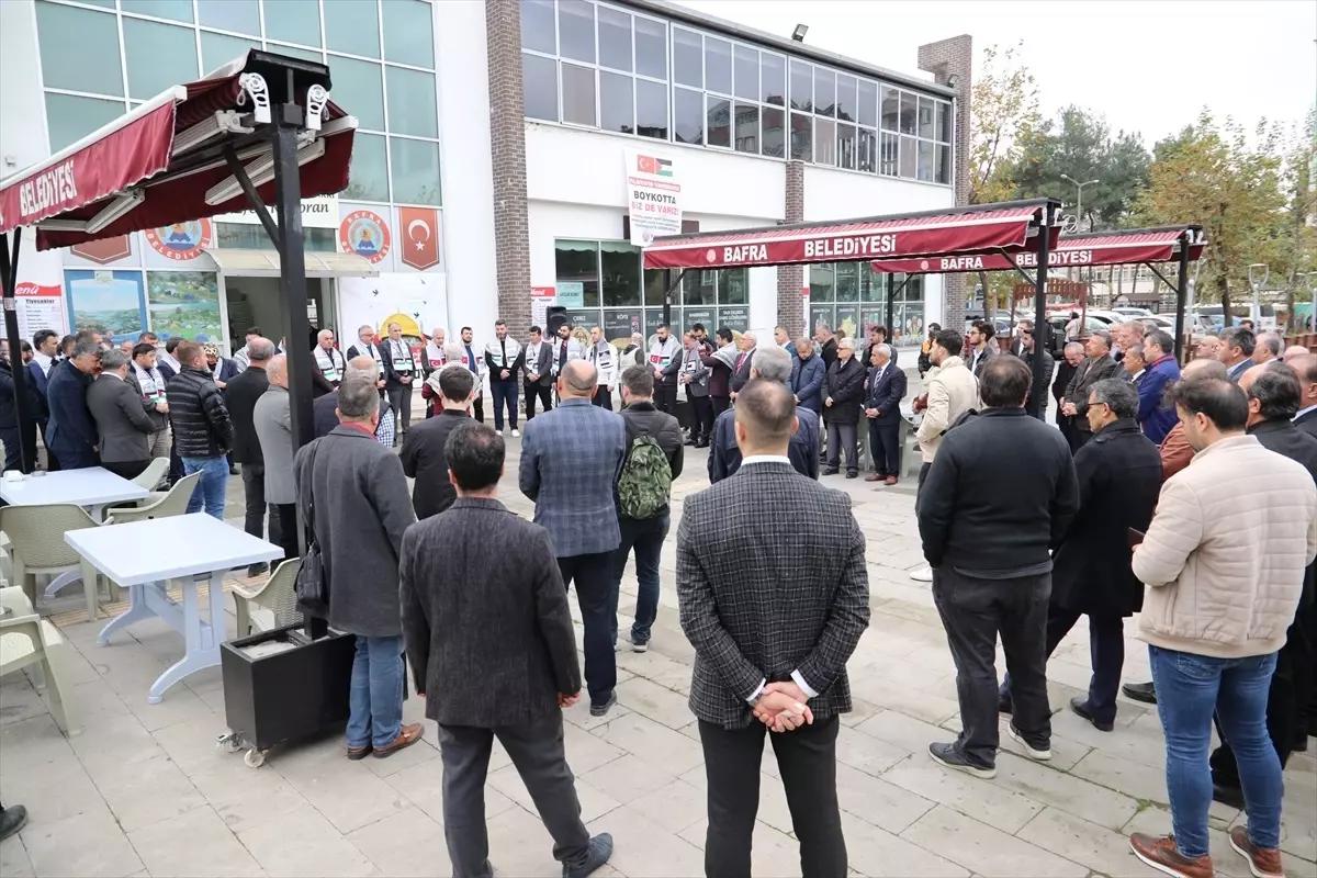 Bafra\'da Filistin için hayır çarşısı açıldı