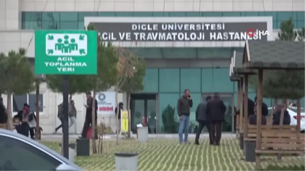 Diyarbakır\'da ev konservesinden zehirlenen aileden bir kişi hayatını kaybetti